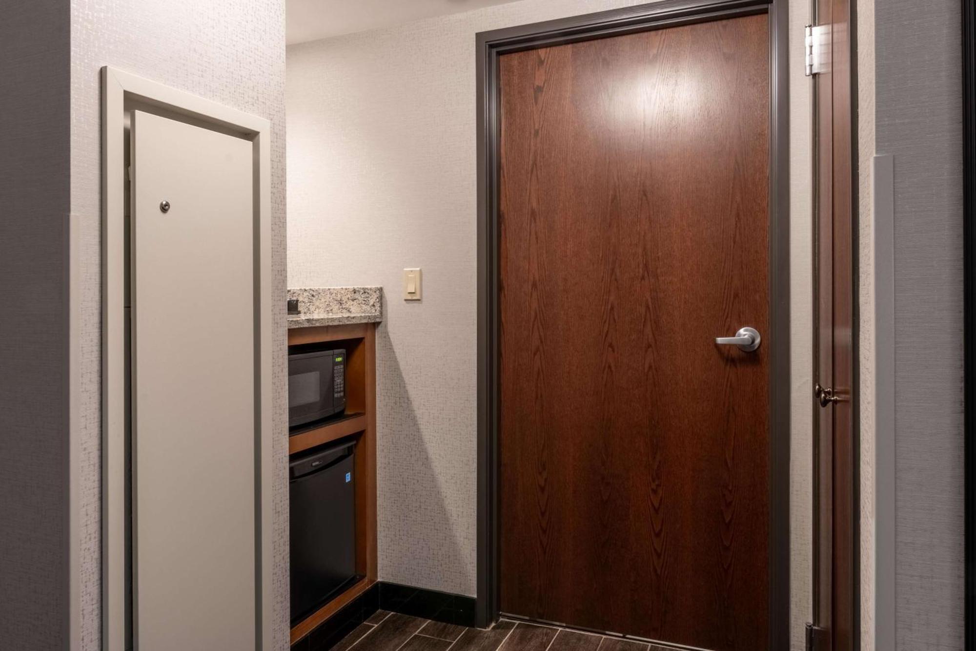 Drury Plaza Hotel Broadview Wichita Luaran gambar